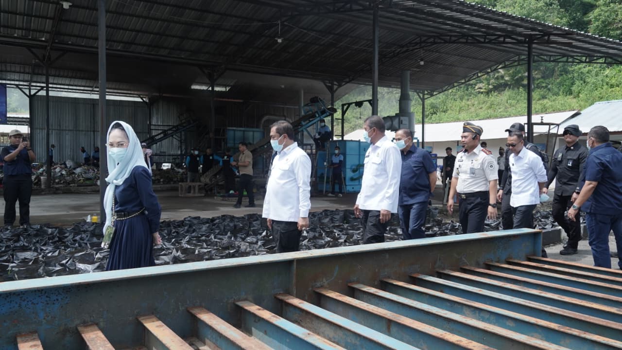 Menteri Imipas Ajak Komisi XIII DPR RI Tinjau Pembangunan Tambak Sidat di Nusakambangan