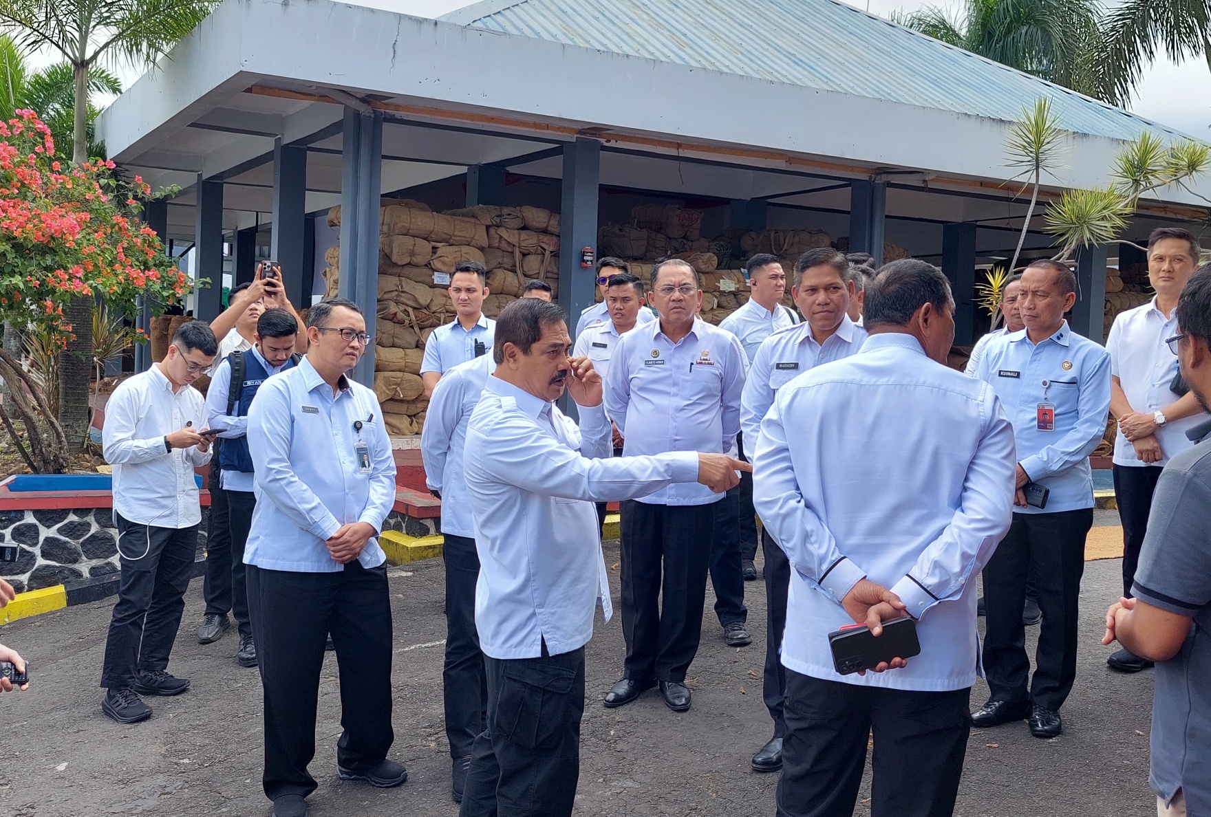 Tinjau Lapas Garut, Menteri Imipas Tekankan Pembangunan Jejaring dan Kemandirian Ekonomi Warga Binaan