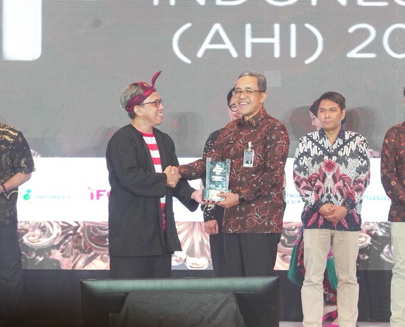 Teguhkan Komitmen Keterbukaan Informasi Publik, Kemenimipas Raih Penghargaan Anugerah Humas Indonesia 2025