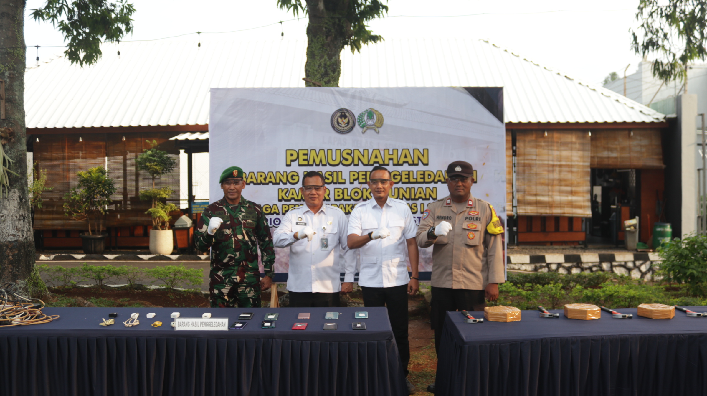 Kanwil Ditjenpas Jateng Gelar Pemusnahan Barang Terlarang Hasil Razia di Lapas Semarang