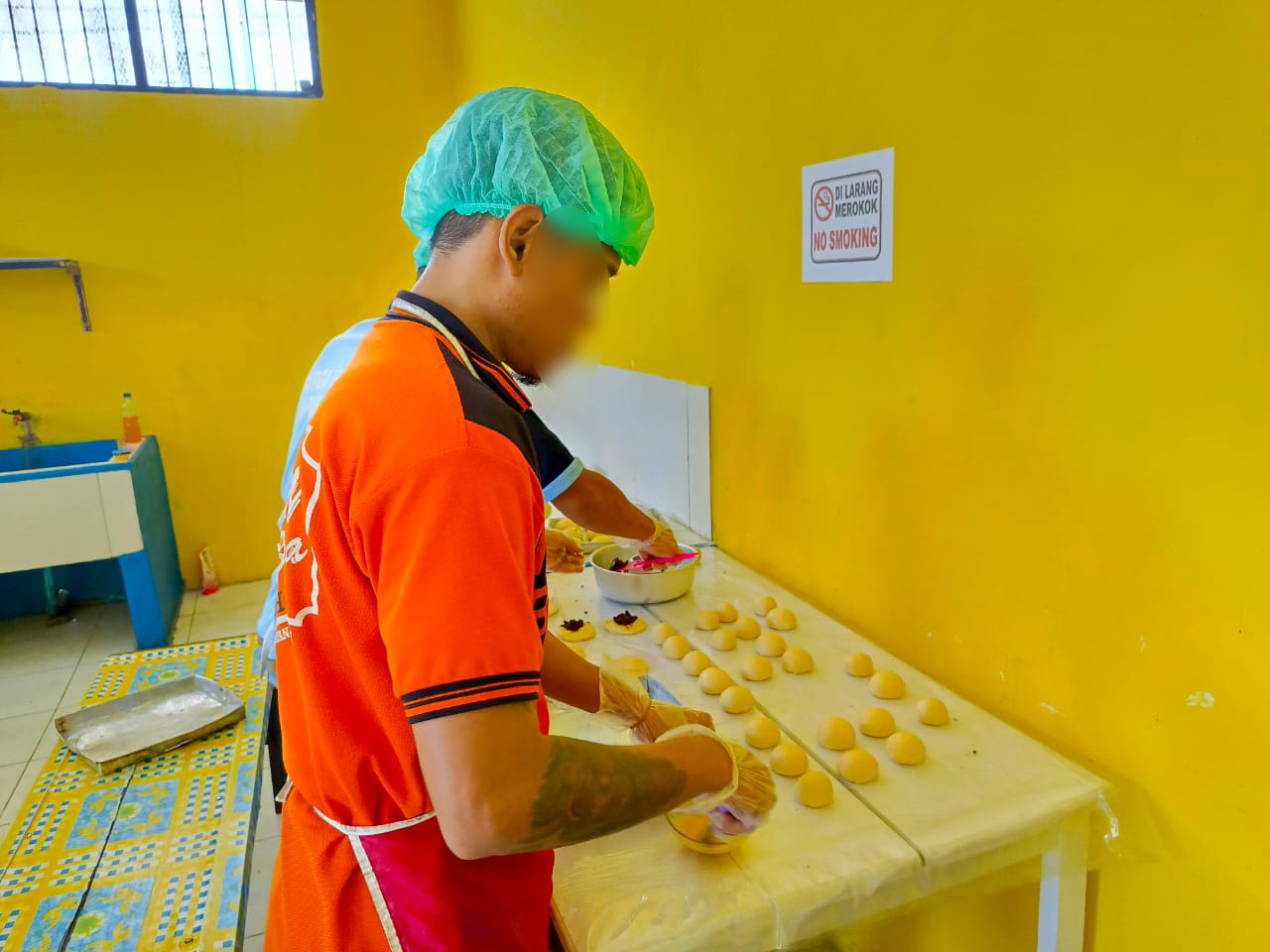 Hasilkan Produk UMKM Berkualitas, Lapas Piru Berdayakan Warga Binaan di Bidang Bakeri