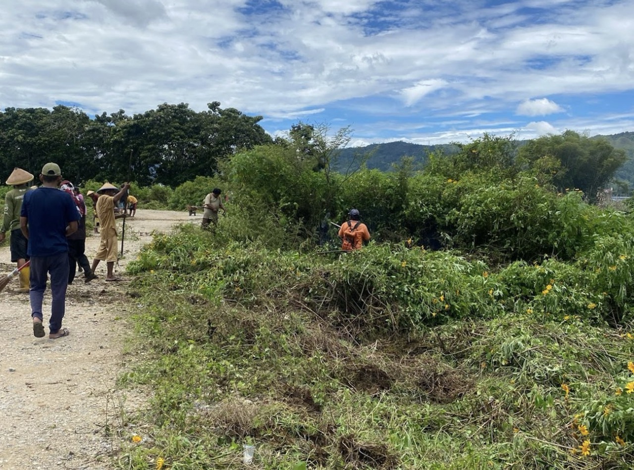 Warga Binaan Rutan Balige Bantu Berantas Hama Tikus di Sawah Dusun Tambunan
