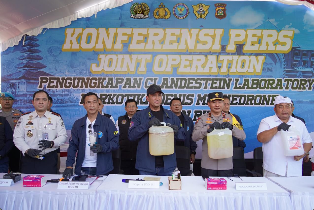 Sinergi Imigrasi Ngurah Rai, BNN, dan Bea Cukai Ungkap Laboratorium Narkotika Ilegal Milik WNA Rusia Di Bali
