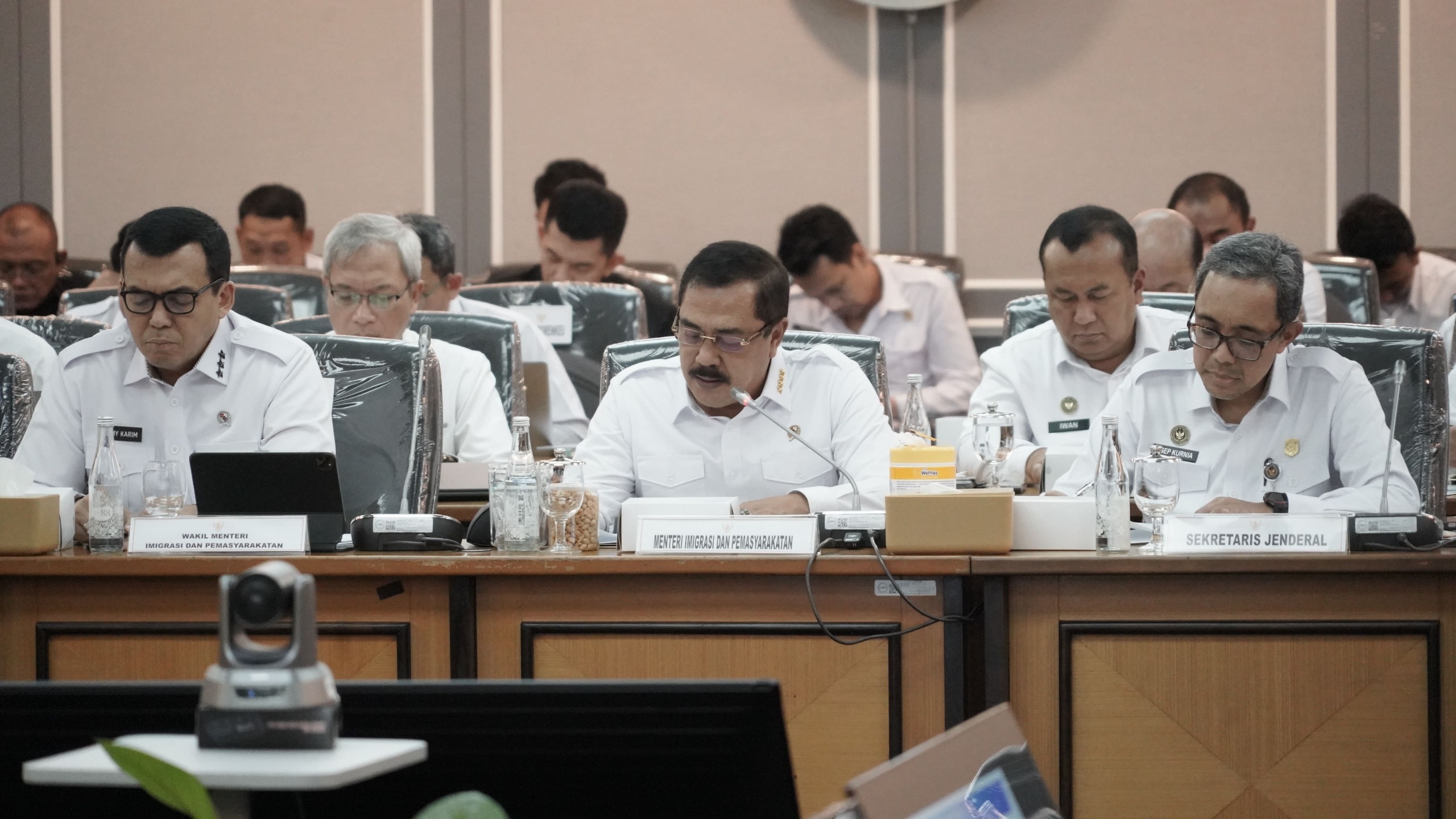 Menteri Imipas Paparkan Pagu Anggaran 2026 dalam Rapat Kerja Bersama Komisi XIII DPR RI