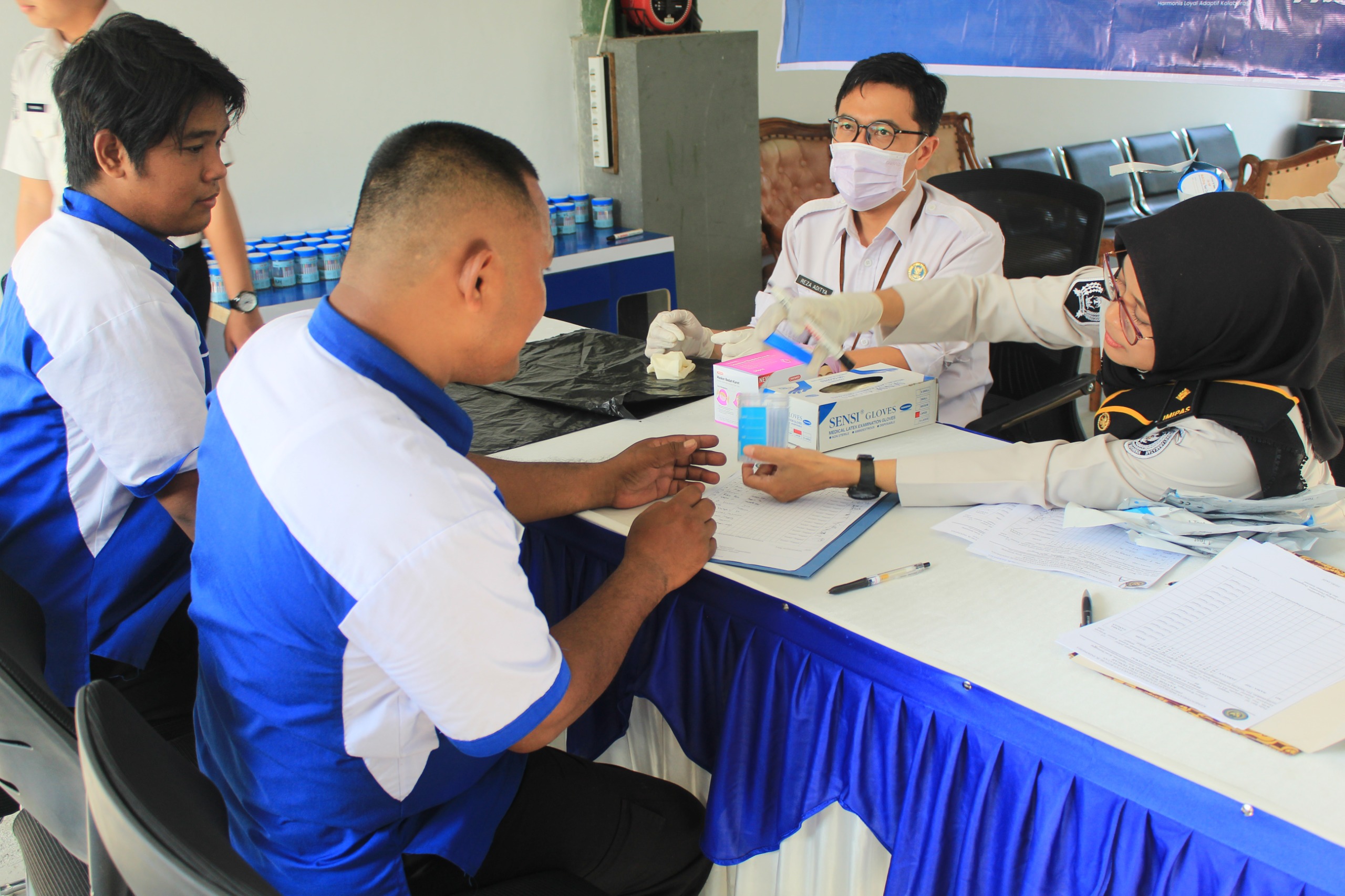 Komitmen Bersih Narkoba, Kanwil Ditjenpas Jateng Gandeng BNN Gelar Tes Urine