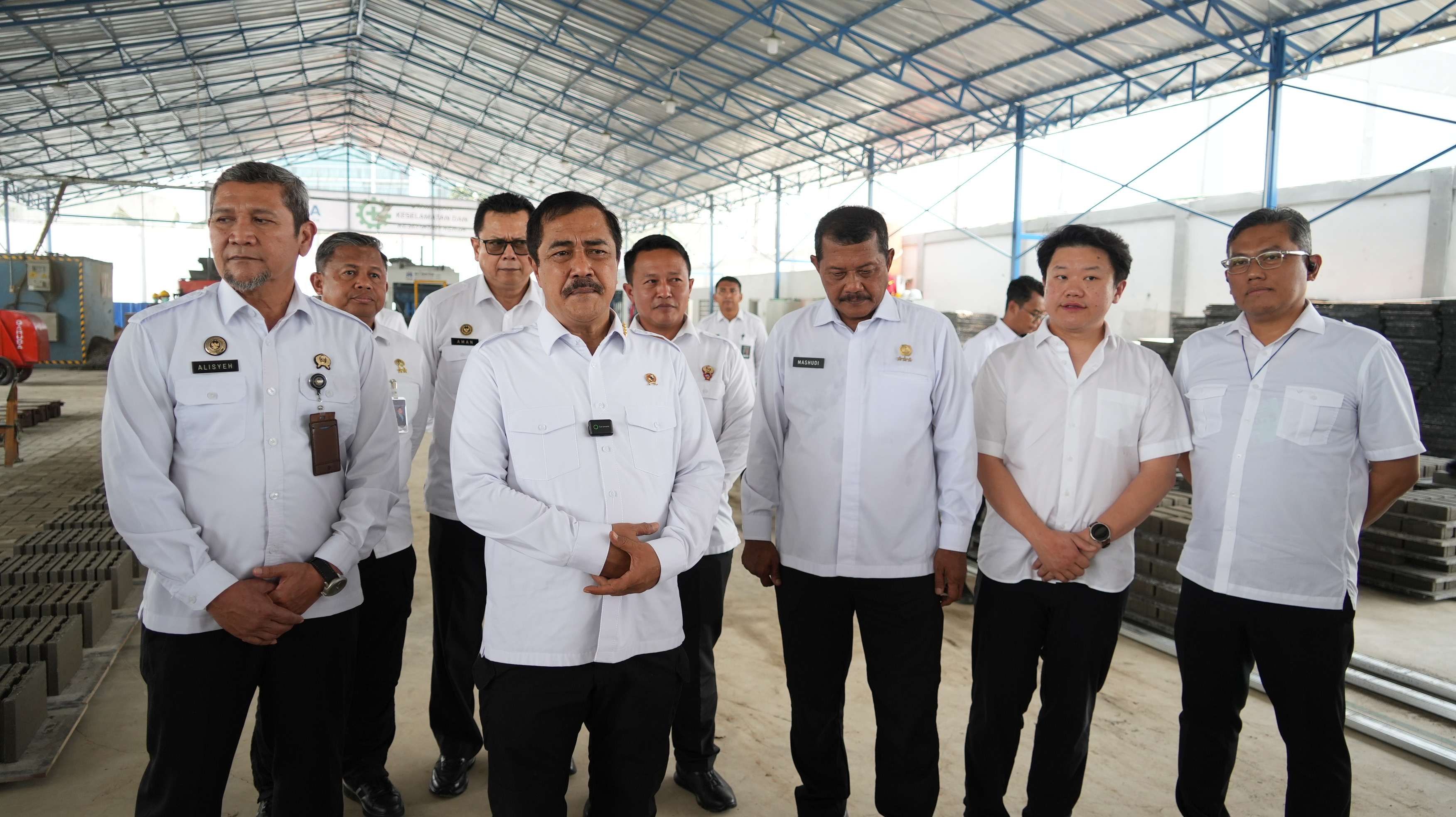 Dukung Pemberdayaan Warga Binaan, Menteri Imipas Tinjau Program Jawara Beton