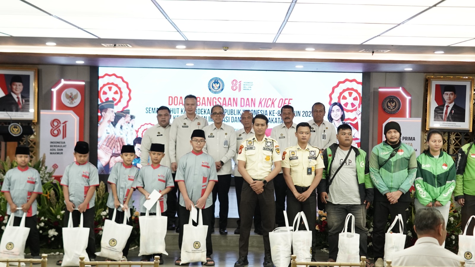Kemenimipas Awali Semarak HUT ke-81 Republik Indonesia dengan Doa Kebangsaan dan Bakti Sosial