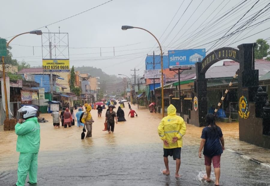 Banjir_b.jpeg