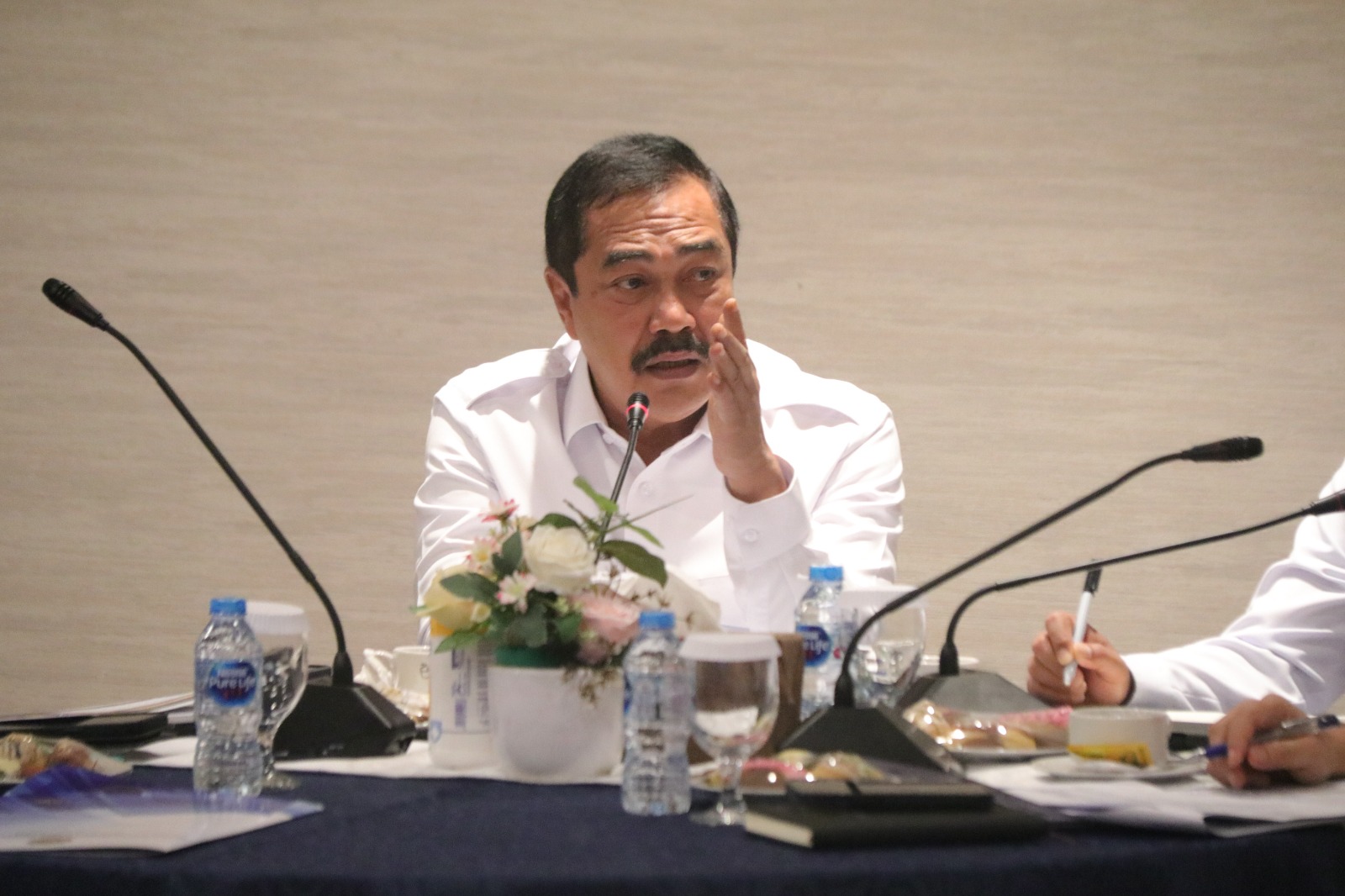 Menteri_2.jpeg