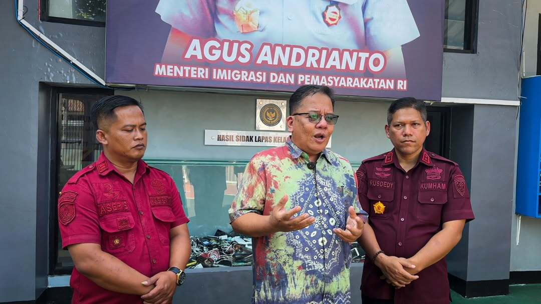 kunjungan_prof_adri.jpeg