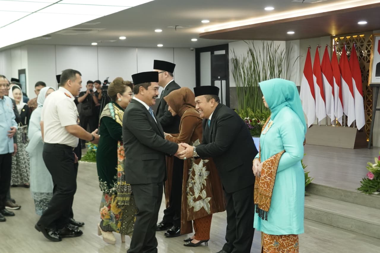 pelantikan_staf_ahli_menteri_baru.jpeg